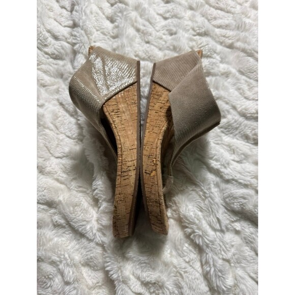 Donald Pliner MALONE sand lisard leather cork wedge sandals - Picture 5 of 6
